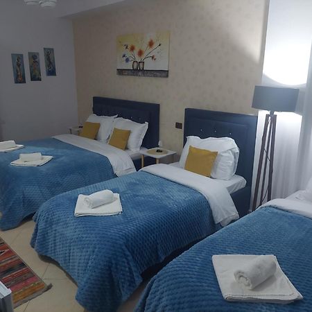 Godard Apartments Vlorë Екстериор снимка