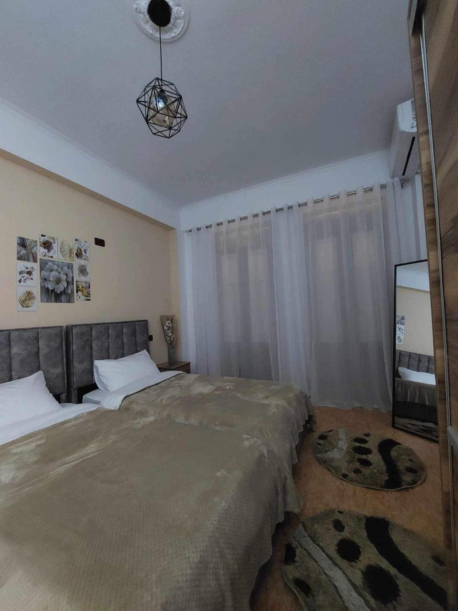 Godard Apartments Vlorë Екстериор снимка