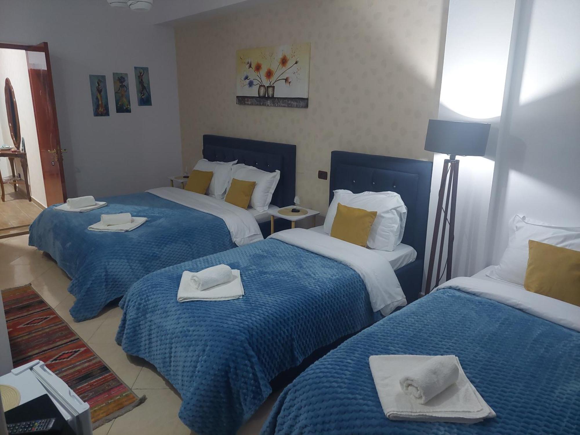 Godard Apartments Vlorë Екстериор снимка